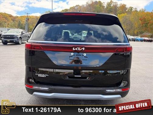 2024 Kia Carnival EX
