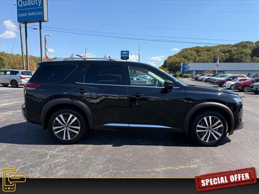 2022 Nissan Pathfinder Platinum 4WD