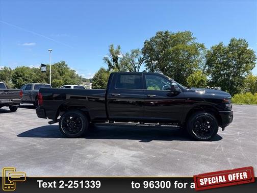 2025 RAM 2500 Big Horn Crew Cab 4x4 6'4' Box