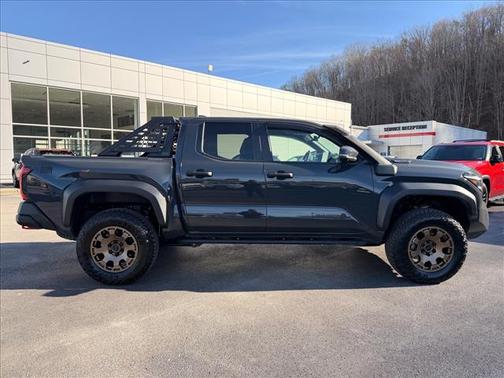 2024 Toyota Tacoma Hybrid Trailhunter