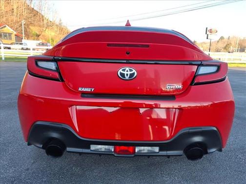 Track bRed 2024 Toyota GR86 Premium