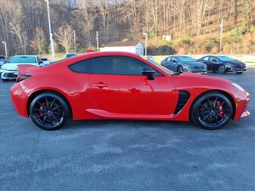 Track bRed 2024 Toyota GR86 Premium