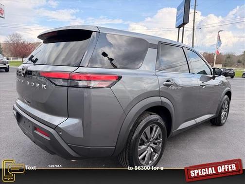 2022 Nissan Pathfinder S 2WD