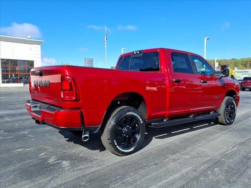 Molten Red Pearlcoat 2026 RAM 2500 Big Horn Crew Cab 4x4 6'4' Box