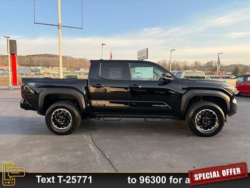 2025 Toyota Tacoma Hybrid TRD Off Road