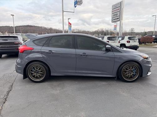 2017 Ford Focus RS Base