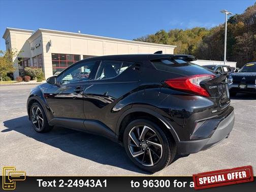 2022 Toyota C-HR XLE