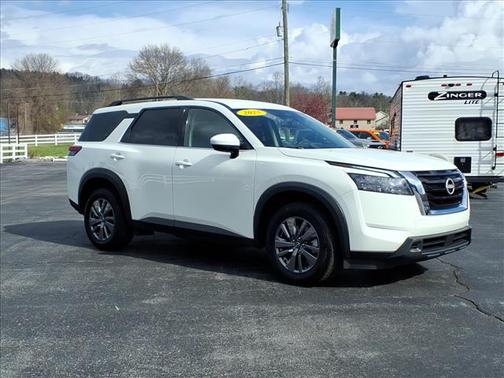 2025 Nissan Pathfinder SV 4WD