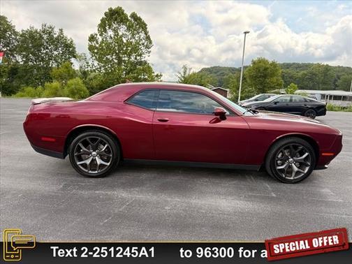 2018 Dodge Challenger SXT