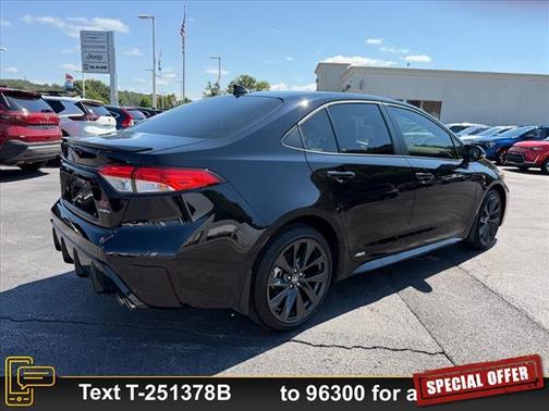 2025 Toyota Corolla Hybrid SE