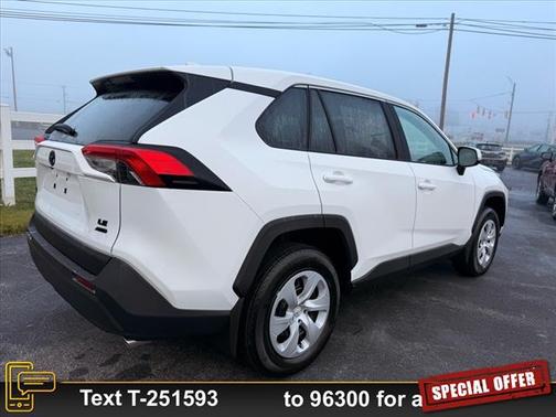 2025 Toyota RAV4 LE