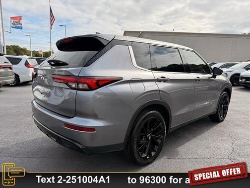 2022 Mitsubishi Outlander Black Edition