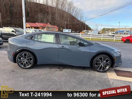 2024 Toyota Prius XLE