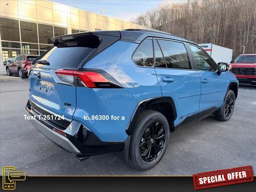 2025 Toyota RAV4 Hybrid SE