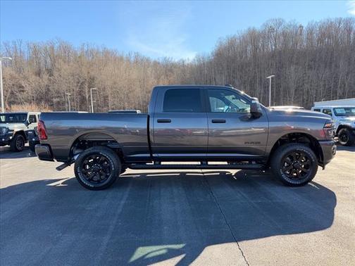 2026 RAM 2500 Big Horn Crew Cab 4x4 6'4' Box