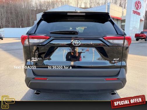 2025 Toyota RAV4 Hybrid XLE