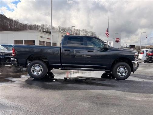 2026 RAM 2500 Tradesman Crew Cab 4x4 6'4' Box