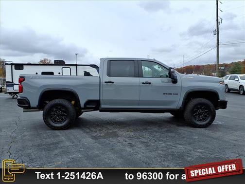 2024 Chevrolet Silverado 2500 4WD Crew Cab Standard Bed ZR2