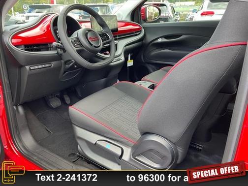 2024 FIAT 500e Base