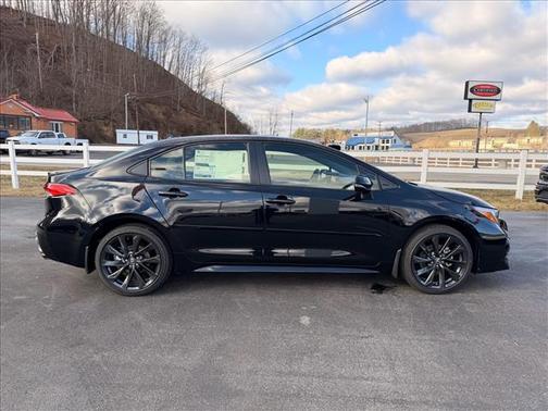 2026 Toyota Corolla Hybrid SE
