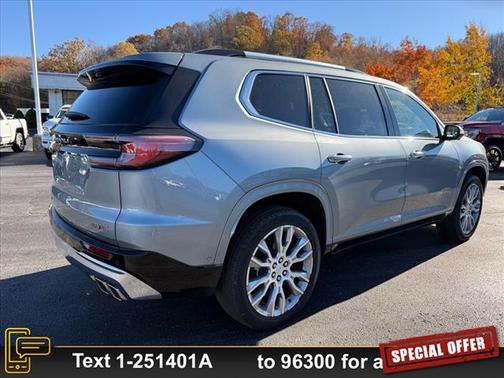 2025 GMC Acadia Denali