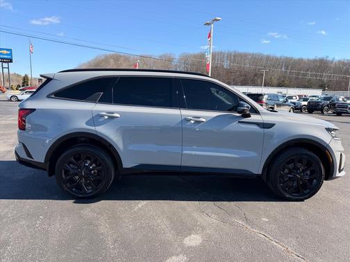 2022 Kia Sorento SX