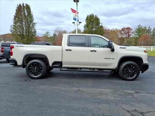 2026 Chevrolet Silverado 2500 Custom