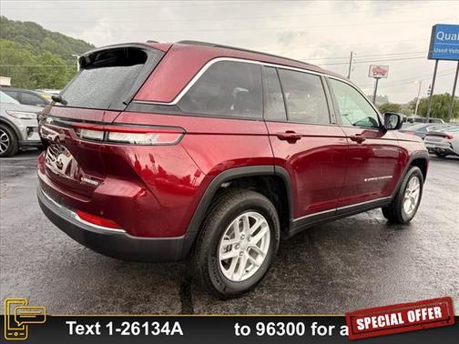 2024 Jeep Grand Cherokee Laredo