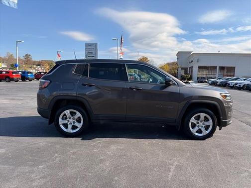 2023 Jeep Compass Sport