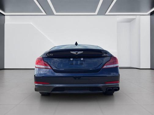 2020 Genesis G70 2.0T RWD