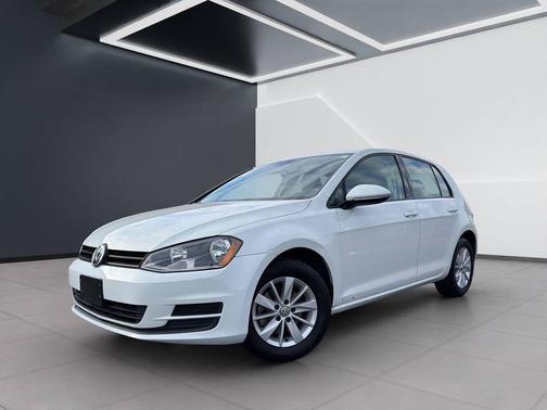 2016 Volkswagen Golf TSI S 4-Door