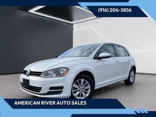 2016 Volkswagen Golf TSI S 4-Door