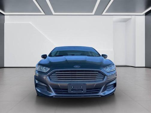 Guard 2016 Ford Fusion SE