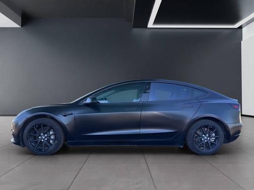 Solid Black 2018 Tesla Model 3 Long Range