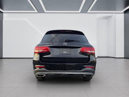2019 Mercedes-Benz GLC 300 4MATIC
