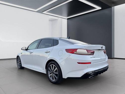 2020 Kia Optima EX