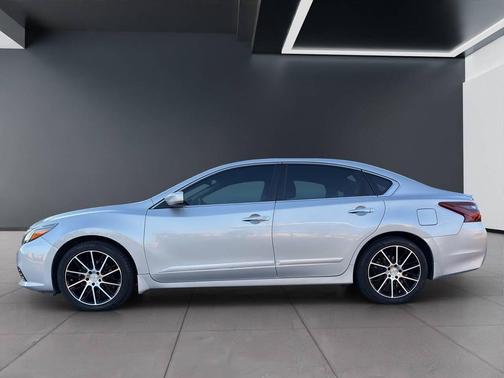 2017 Nissan Altima 2.5 SR