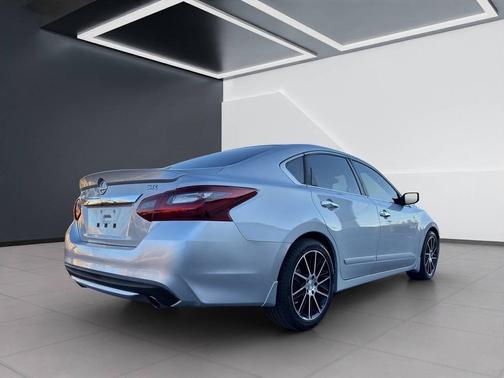 2017 Nissan Altima 2.5 SR