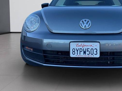 2014 Volkswagen Beetle Auto 1.8T Entry