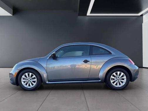 2014 Volkswagen Beetle Auto 1.8T Entry