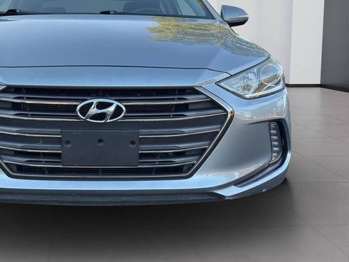 Shale Gray Metallic 2017 Hyundai ELANTRA Limited