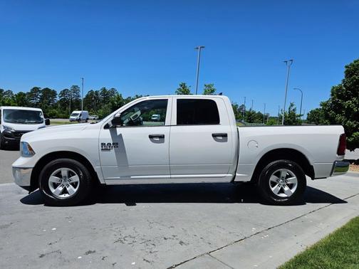 2023 RAM 1500 SLT