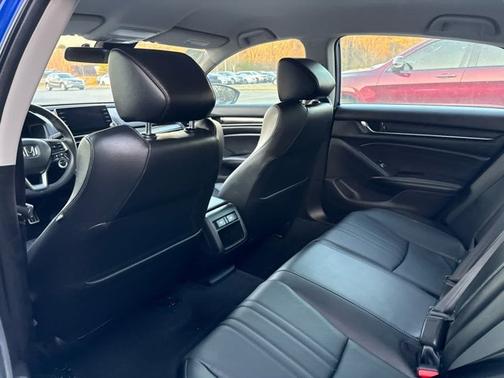 2022 Honda Accord Sport SE