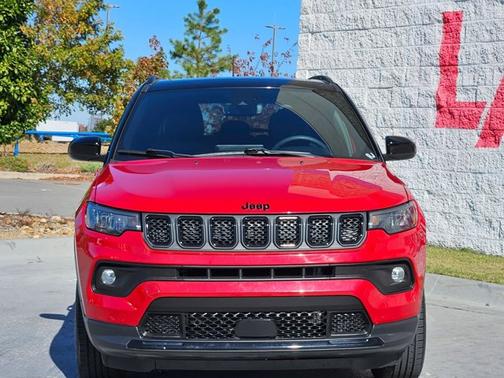2023 Jeep Compass Altitude