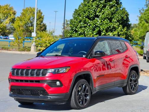 2023 Jeep Compass Altitude