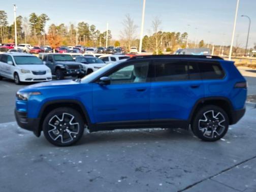 2026 Jeep Cherokee Overland