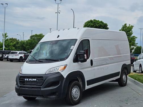 Bright White Clearcoat 2026 RAM ProMaster 2500 High Roof