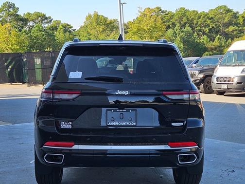 2025 Jeep Grand Cherokee Summit