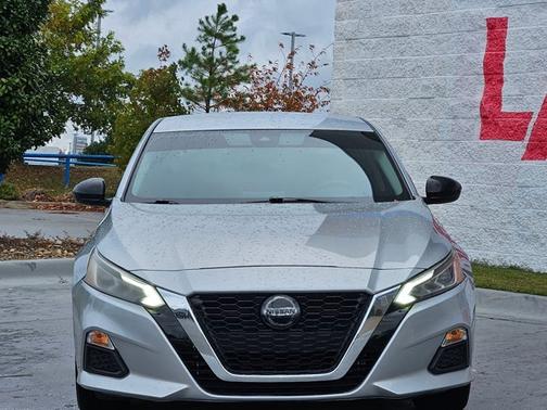 2021 Nissan Altima 2.5 SR