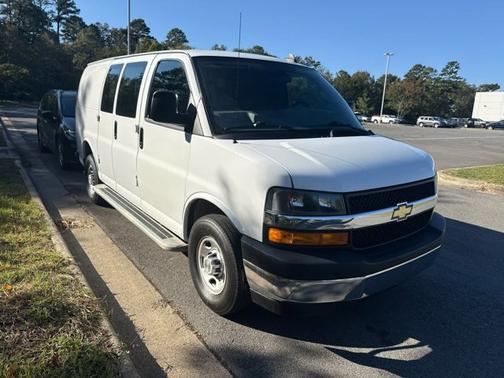 2023 Chevrolet Express 2500 